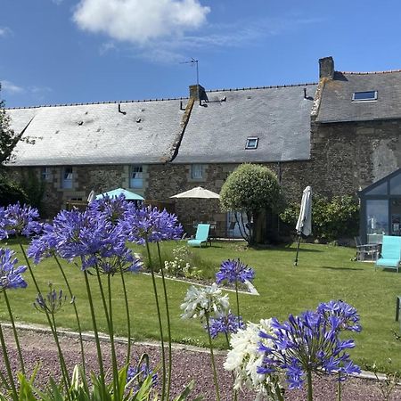 La Metairie-Du-Vauhariot - Vue Mer Et Mont Saint Michel - Piscine Chauffee - Acces Gr34 Cancale Luaran gambar
