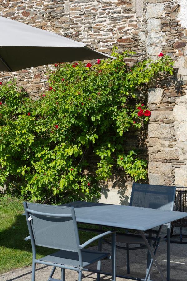 La Metairie-Du-Vauhariot - Vue Mer Et Mont Saint Michel - Piscine Chauffee - Acces Gr34 Cancale Luaran gambar