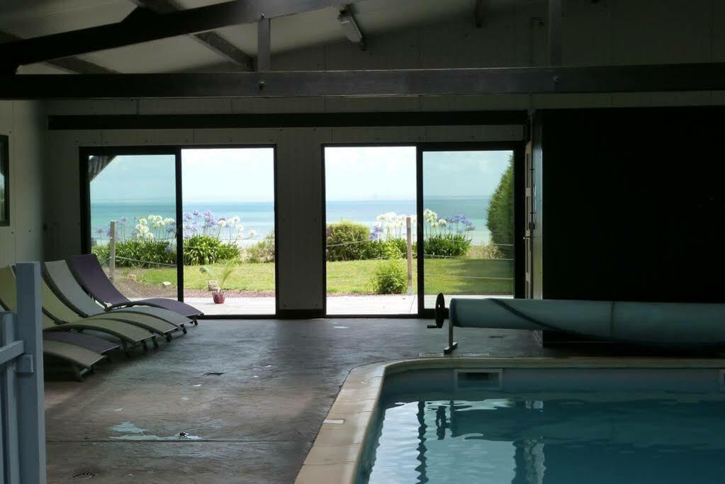 La Metairie-Du-Vauhariot - Vue Mer Et Mont Saint Michel - Piscine Chauffee - Acces Gr34 Cancale Luaran gambar
