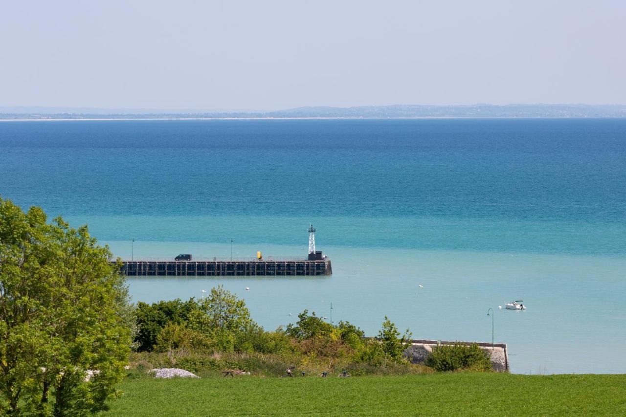 La Metairie-Du-Vauhariot - Vue Mer Et Mont Saint Michel - Piscine Chauffee - Acces Gr34 Cancale Luaran gambar